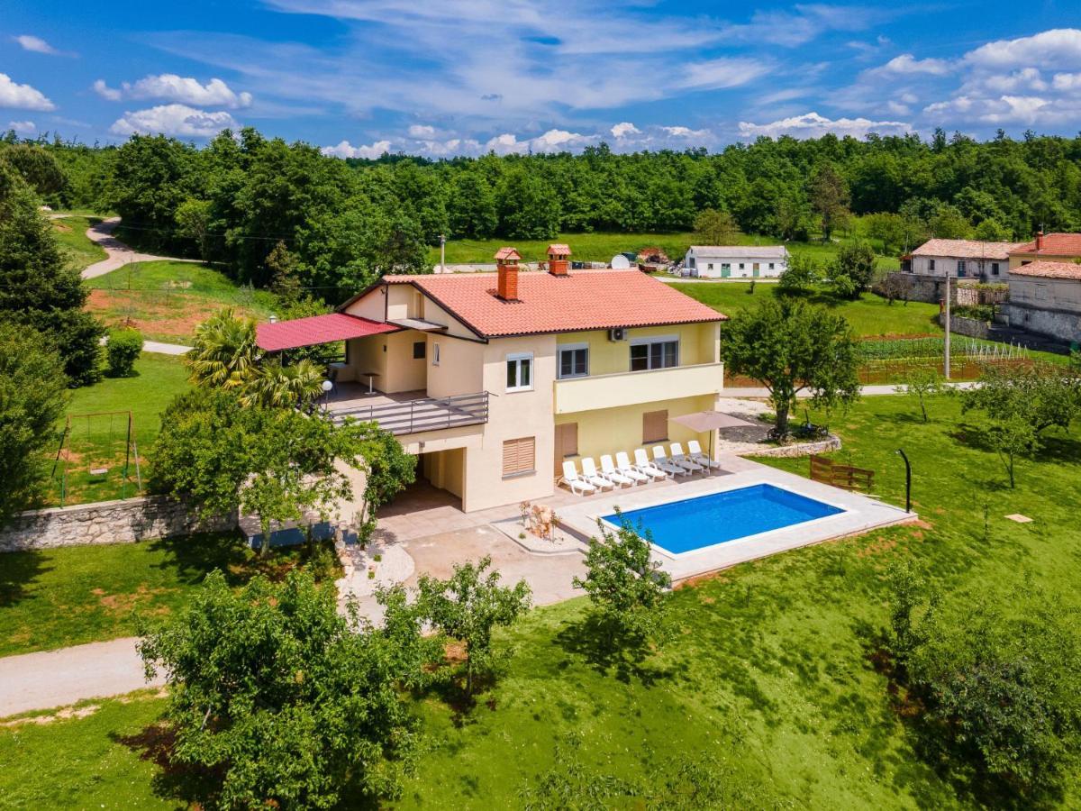 Holiday Home Larisa - Ipc141 By Interhome Pićan Esterno foto